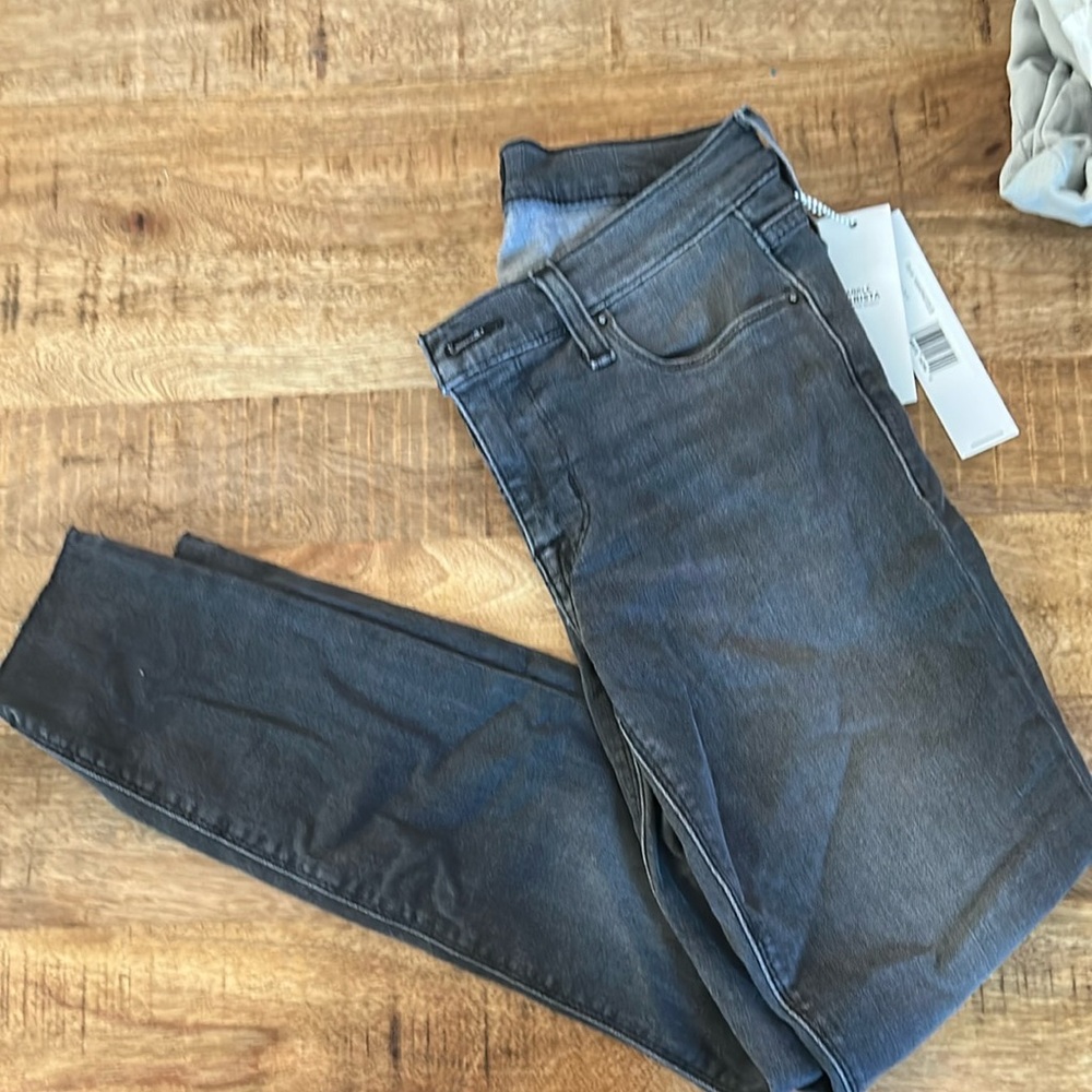 NWT -  Women’s Hudson skinny jeans.  Size 24; color is Black